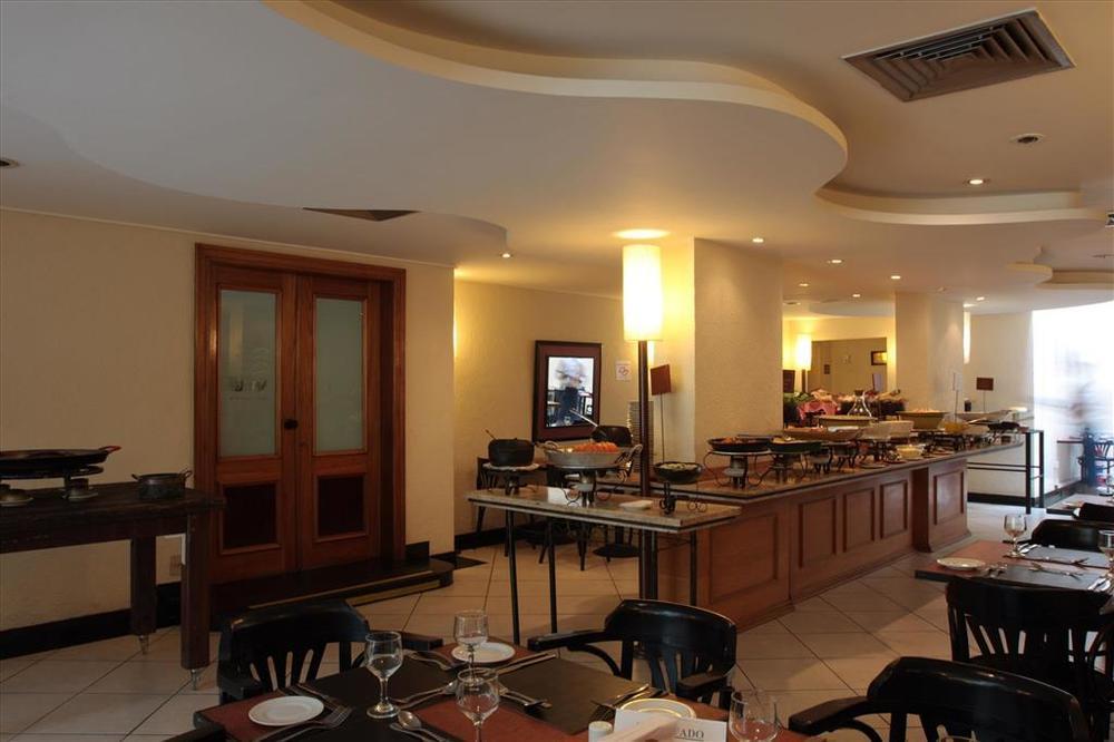酒店 Estanplaza Nacoes Unidas 4*