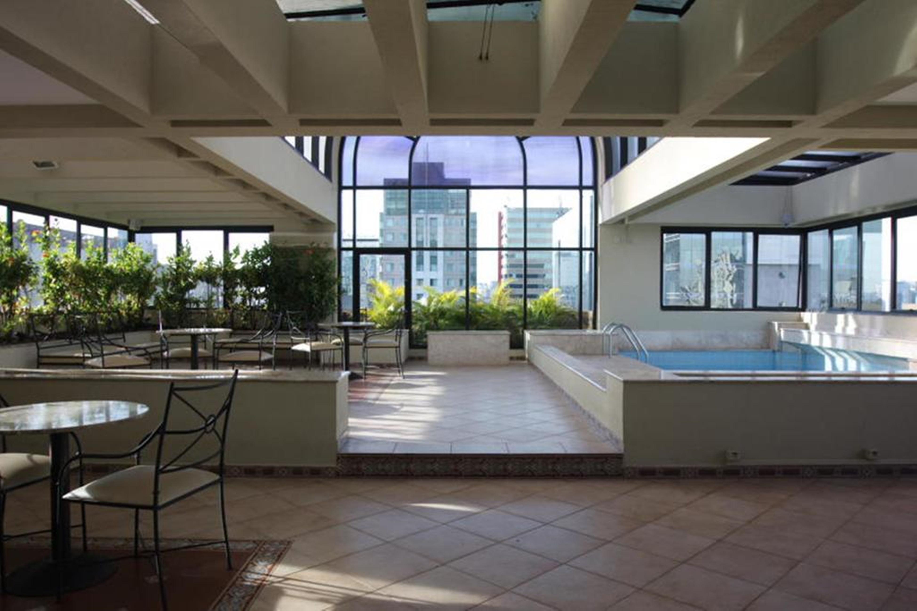 Estanplaza Nacoes Unidas 酒店 4*